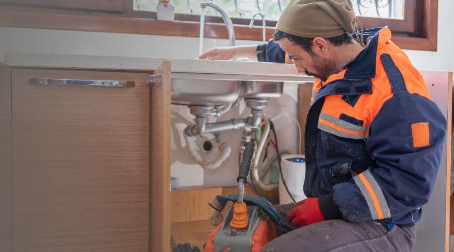 Professional bathroom faucet installation services in Lumberton, TX